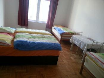 Caterina Private And Budapeszt